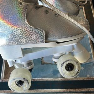 🛼 👧🏼 🛼•⭕️ Circle Society x 3-7 vibes ⭕️• 👧🏼🛼👧🏼